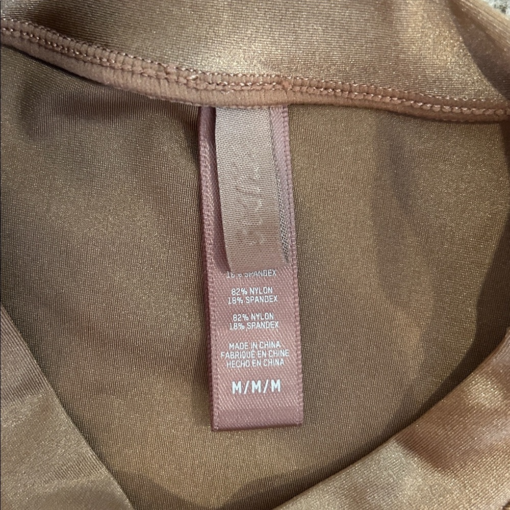 SKIMS Shine Jersey Tee in Sienna - Picture 3 of 3